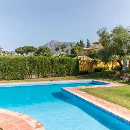 In Great Location Villa *
