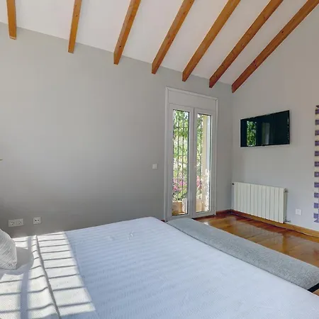 In Great Location Villa Marbella