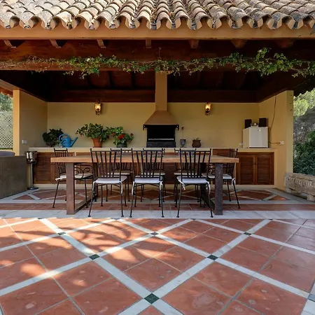 In Great Location Marbella