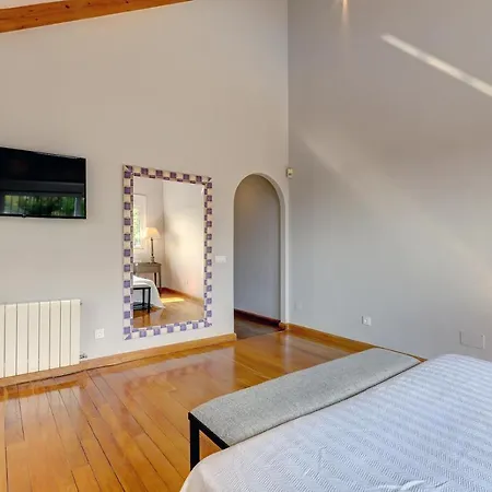 Villa In Great Location *