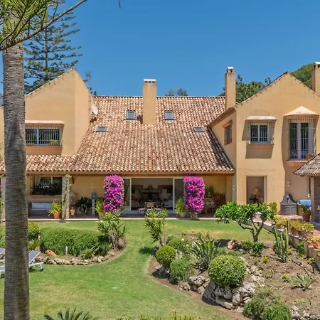 Villa In Great Location *