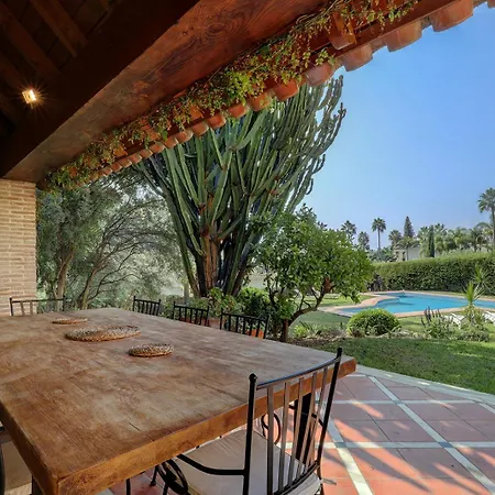 Villa In Great Location Marbella